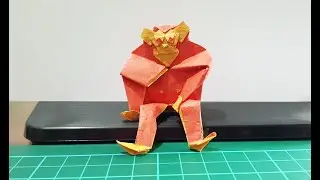 Origami Chimpanzee - Quentin Trollip