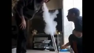 The amazing Smoke . Bullet train