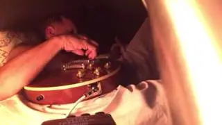 Behringer Ultra Trem UT300 odd style?