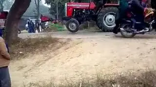 Tractor tochan and divided into 2 parts|| Tractor whatsapp status || trending viral video|status