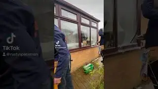 ❤️🧼Love a conservatory clean  #washedaway #windowcleaning