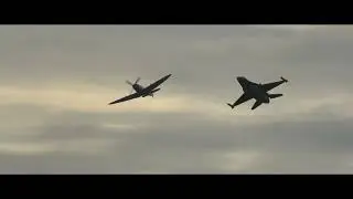 Истребитель F-16 Fighting Falcon и истребитель Supermarine Spitfire | Современный реактивный само...