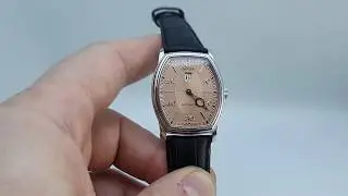 Мужские часы Omega De Ville Prestige 1999 года с прыгающим часом и циферблатом лососевого цвета
