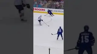 Phil Kessel Rips One On A 5 On 3 Power Play!! (March 13, 2010) #leafs #hockey