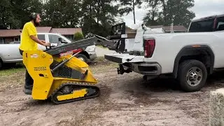 MINI SKID LIFT TEST 1000LBS WACKER NEUSON sm60