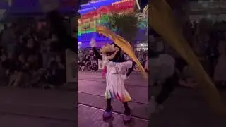 Clarabelle Cow Dancing at Pride Nite 👑 #disney #disneyland #disneyentertainment #pride