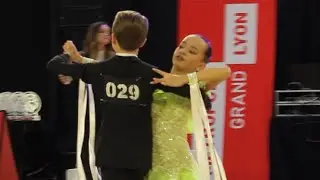 Jules LISSON & Clemone GALIEN - Ch. de France 10 Danses 2022, JuniorsII Latine, V&eacute;nissieux (SlowFox)