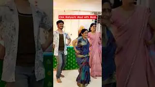 Ashi Chik Motyachi Maal with Mom ❤️ #trending #shorts #ganpati #dance #omeefied #youtubeshorts
