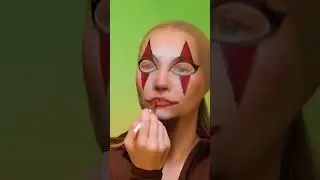 Creepy doll makeup idea for Halloween 👻🎃💄 #spookymakeup #halloweenlook