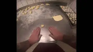 Handwerklich hergestelltes Brioche in der Konditorei ohne Kommentar