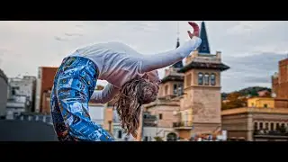 dancing through Barcelona // Nadja Bartel