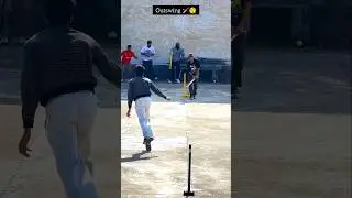 OUTSWING BOWLING GRIP AND RELEASE 🥎🏏#shorts #sports #cricket #cricketshorts #fastbowling