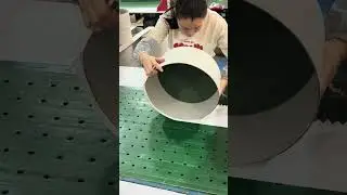 DIY Handcrafted Round Gift Box: How to Apply the Surface Layer Paper-giftpackagingbox.com #giftbox
