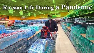 Moonlight Sales or Greedy Russians Go Shopping at Night / Russian in Real Time