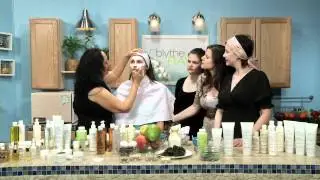 Mariana Chicet Gives Beauty Demo on Blythe Raw Live