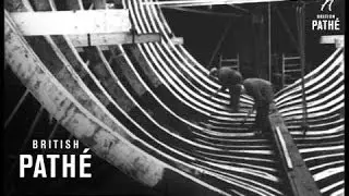 Building Mayflower Replica (1956)