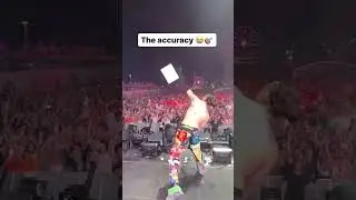 Steve Aoki doesn't miss 🎂😍 #edm #steveaoki #shorts #music