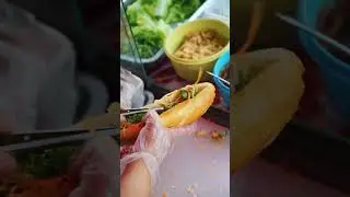 Khao jee pate 🌭 | Laos Street Food | Laos🇱🇦 | Luang Prabang #shorts