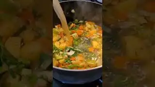 Vegetable Stew with Farro 🇩🇪 Gem&uuml;se-Eintopf mit Emmer #short #vegetarian #vegetarisch #foodshare