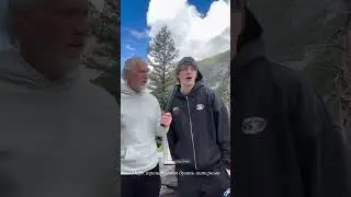 OG Buda показал Z руками когда говорил что русский