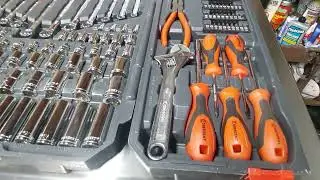 Emergency Roadside Repairs, keep these items with you.