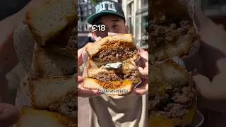 Rating burgers at Maijard Smash Burgers in Amsterdam