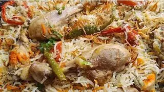 Chicken pluo recipe #chickenpulao #chickenricerecipe #pakistani food recipe by Maria's vlogs