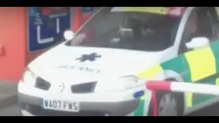 Man turns his car into a fake ambulance to beat traffic