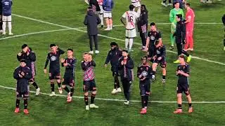 Celta fans and players applauding each other after loss vs Rayo Vallecano (A)