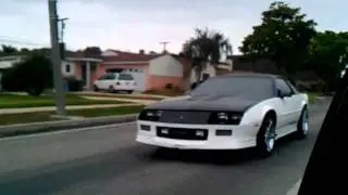 Mustang 5.0 vs Camaro z28 iroc