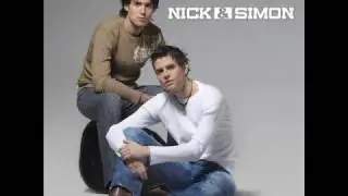 Nick&Simon - Ik blijf thuis (Officieel)