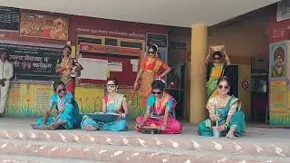 करंजाड शाळेतील हळदी कुंकू कार्यक्रमातील सादर केलेले गीत बाई पण भारी देवा....Bai Pan Bhari Deva..