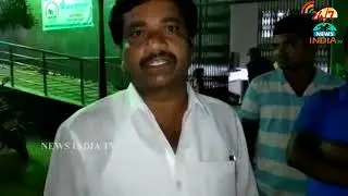 Fighting between TRS and Congress Activists at Chennampet_Nalgonda_INDIA TV Telugu