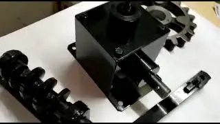 Rolling Shutter Gear Box