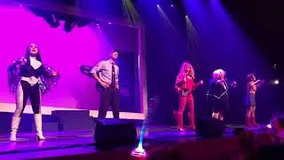 Mega Mindy slotapplaus - musicalsites.nl