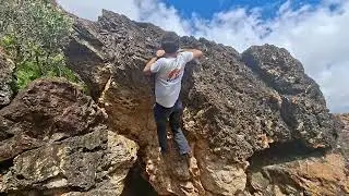 Borjan 6A (V3) bouldering in North Burleigh, Gold Coast, Australia