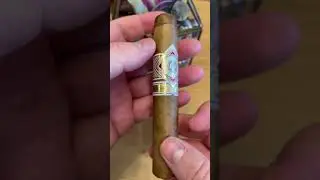 ASMR Quick Review: CAO Gold Robusto  #asmrcigarreview #cigarexperience #cigars #cigar
