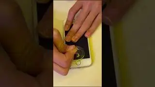 iPhone SE 1 in 2026 vs iPhone 17 pro 😳📱!