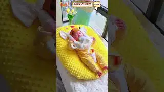 Are You Still Holding the Bottle to Feed Your Baby? Try the Baby Feeding Support Pillow! #baby