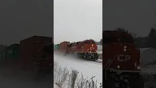 BAD HORN on CP SD70ACU engine