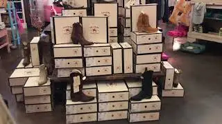 Christmas on Main with the Pink Pistol and Lindale Chamber of Commerce