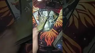 Скучает ли...