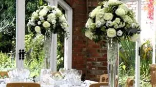 How to create a Vintage Wedding Theme