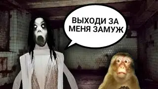 ЕБНУТАЯ СЛЕНДЕРИНА ДОМОГАЕТСЯ ДО МЕНЯ. побег от слендреины | Slenderina Remake.