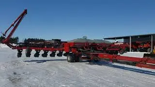 2004 Case IH 1200 16R30 Pivot Planter