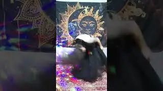 Coreografia Sitra Ahra, cr&eacute;dito &agrave; banda Therion 