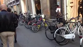 Paseando por ferrara. Italia. La ciudad de las bicicletas