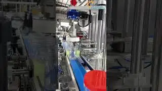 #Automatic pet food plastic #jar #screw capping machine, #Single head plastic #cover screw #capper