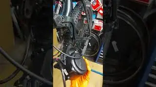 Giant e-bike ⚡️ Troca de motor #mtb #ebike #bike #shorts