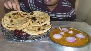 Eating Spicy Chole, Butter Tandoori Roti With Mirchi Aachar || MUKBANG